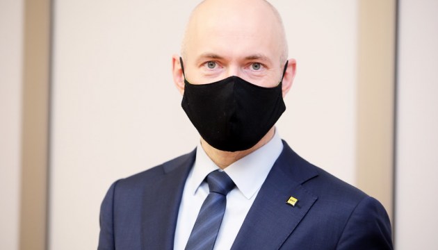 Глава минздрава вновь призывает родителей не отправлять в школу простуженных детей