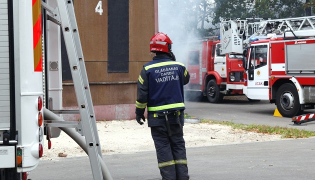 У вас пожар, попали в беду?.. А сертификат о вакцинации есть?