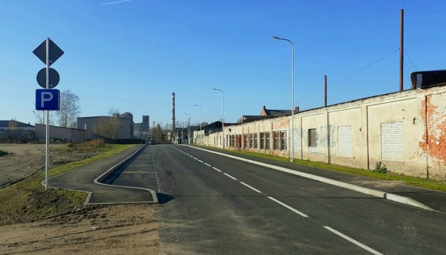 ��������� ������������� ����� �������� � �����