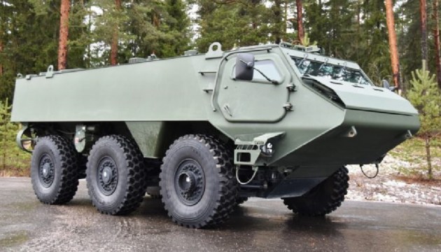 В Латвии начнут выпускать бронетранспортеры Patria с древнелатышской символикой