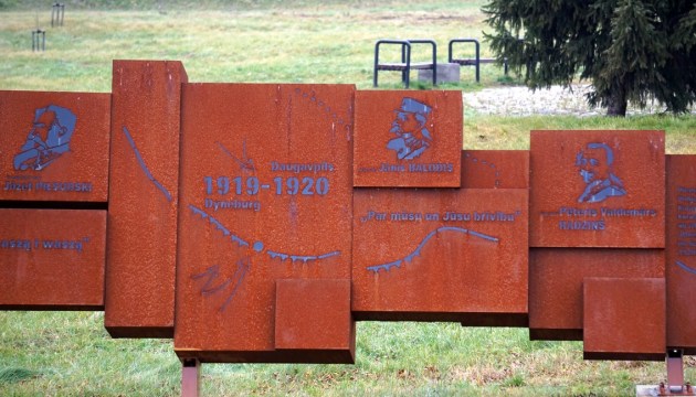 «Памятник стал похож на ржавый металлолом – разве это нормально?»