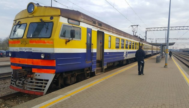 С 12 декабря поезд «Рига-Даугавпилс» будет курсировать по зимнему графику