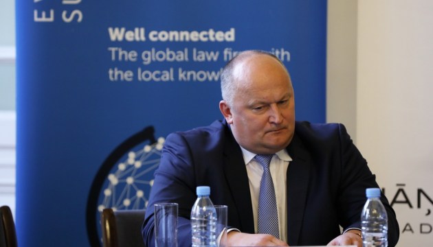 ВОЗ признала «омикрон» менее опасным, чем «дельта»