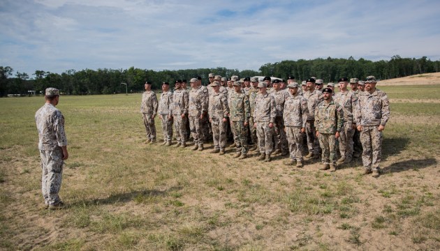 Военным разрешат в мирное время стрелять без предупреждения 