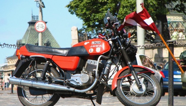 � ������� �������� ������ ������� ��� ��� ���������� Jawa � ČZ