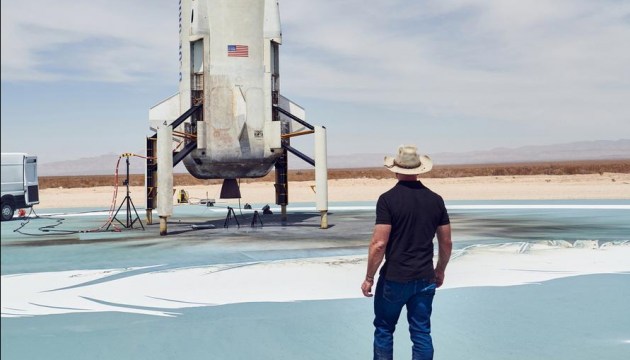 Virgin Galactic продает билеты в космос