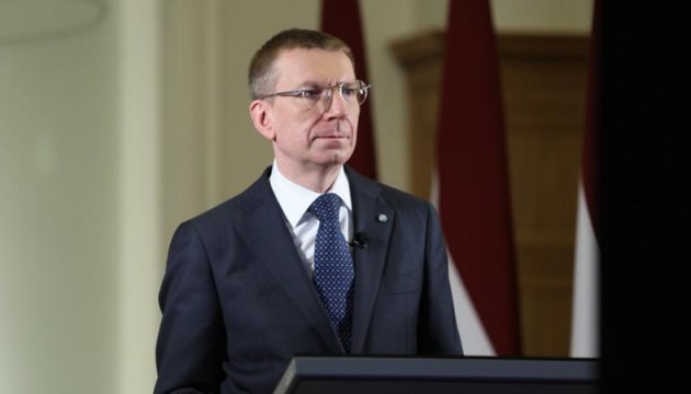 Латвия прекратит выдачу виз гражданам России