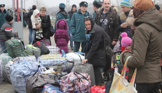 Германия просит Польшу приостановить отправку поездов с беженцами