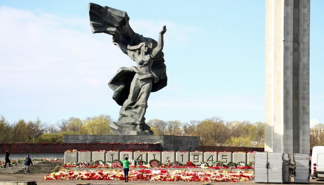 Борданс: мнения по вопросу памятника в парке Победы в коалиции расходятся