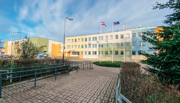 �� ������������ ������ � ����� ������������ � 4 �����������