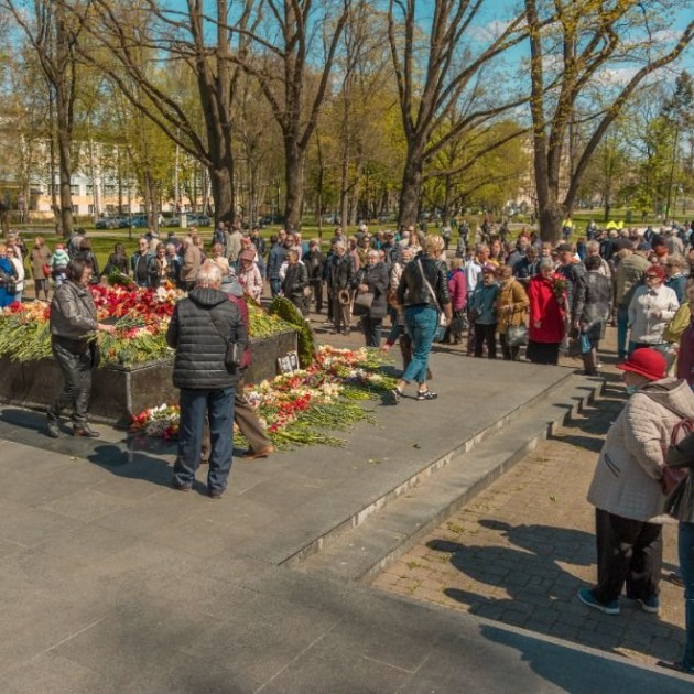 9 ��� � ����������� ���� ��������� ��������� �������