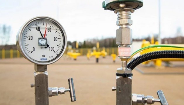 Литва с 22 мая не будет получать газ, нефть и электричество из России
