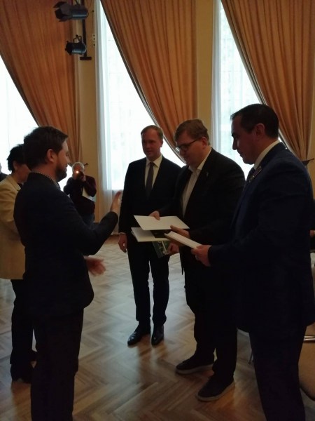 � ����� �������� ���� ����