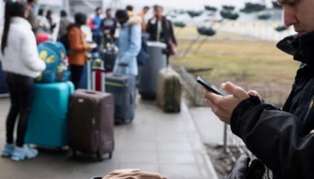 Беженцы возвращаются из Литвы в Украину: планируется увеличить количество рейсов