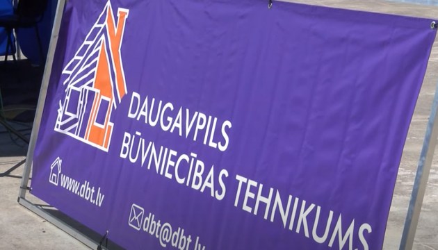 Демонстрация техники и соревнования: в Вишках отметили 5-летие присутствия НАТО в Латвии