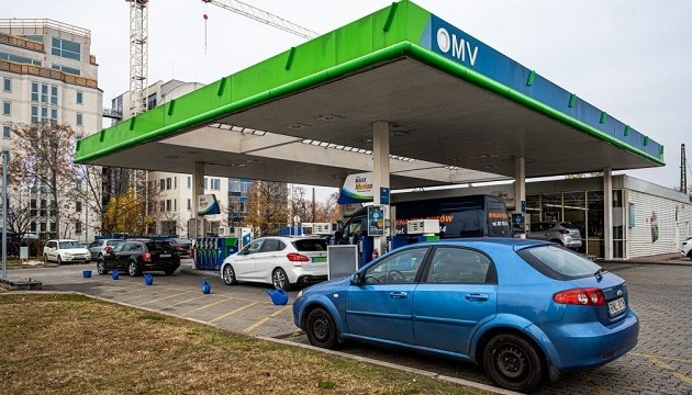 На АЗС Венгрии ввели ограничения на продажу топлива