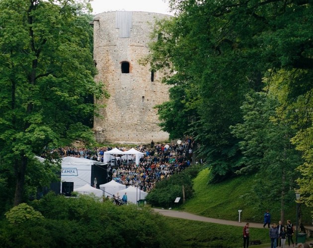 33 ����� � 250 �����������: � ������ ������� 8-� ����������� ��������� Lampa