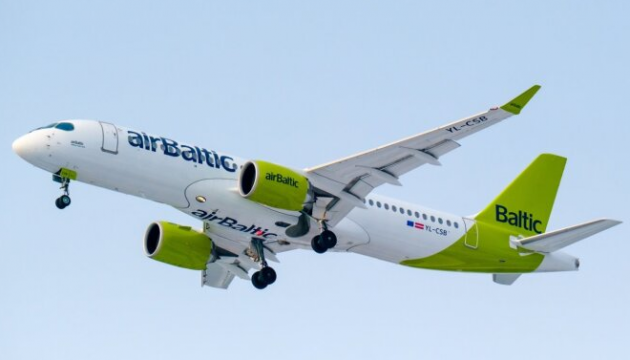 airBaltic ������� 18 ����� ��������� �� ����, ������� � ��������