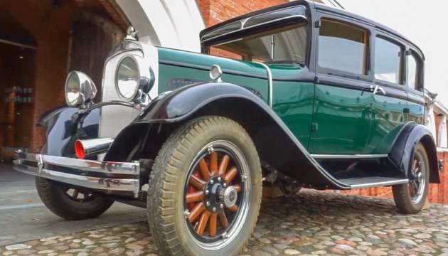 Автомобиль Chrysler De Soto переехал в Инженерный арсенал