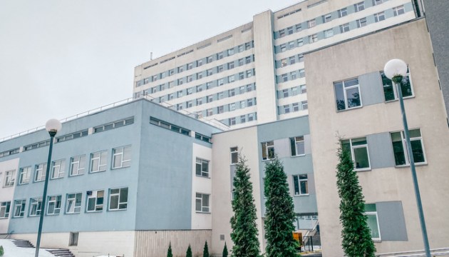 Медицинские елки Даугавпилса собирают новогодние украшения