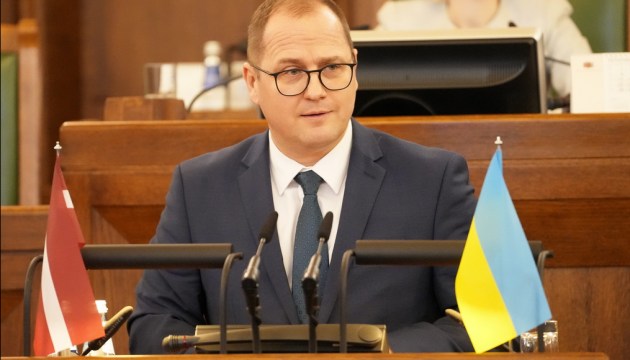 В Латвии - плюс одно министерство