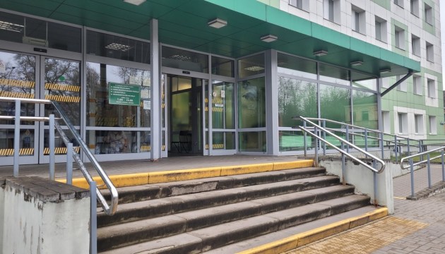 ДРБ и поликлиника во время праздников меняют время работы