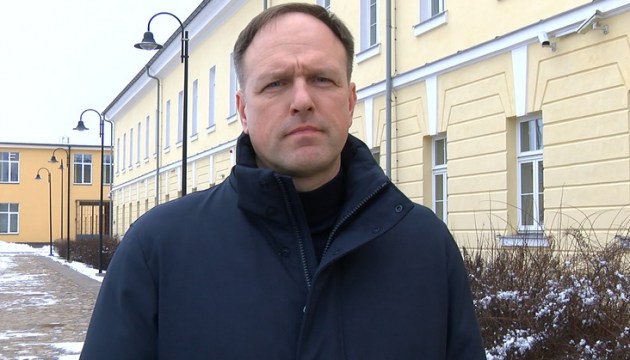 � �� �� 4 ���� ����������� �� 600 ����� ����: ������������ � ������������ �������� ����