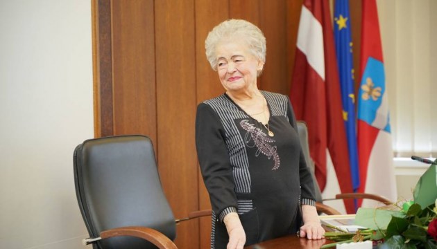 Ванда Михайлова получила награду за пожизненный вклад