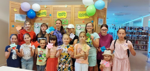 «Прекрасное лето в библиотеке»: чтение, эксперименты, викторины...