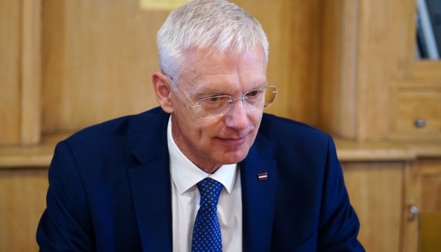 ������� � �������� �� ����� � ������ ���������� � ������������ ������ �������������