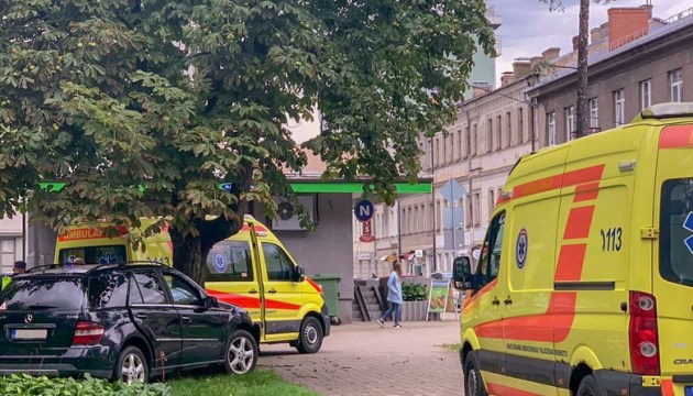 Водитель Мерседеса, совершившего ДТП в сквере Пумпура, находится в больнице