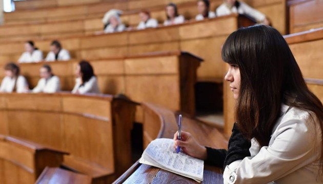 ����������� �������� ���������� ���������������� �� �������