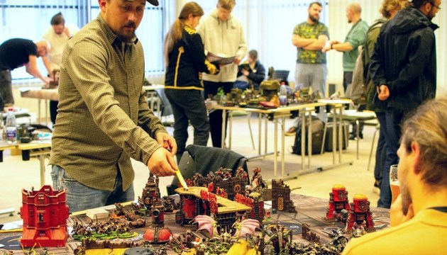 Настольные битвы: турнир «Золотая урна 2023» по игре Warhammer в Даугавпилсе!