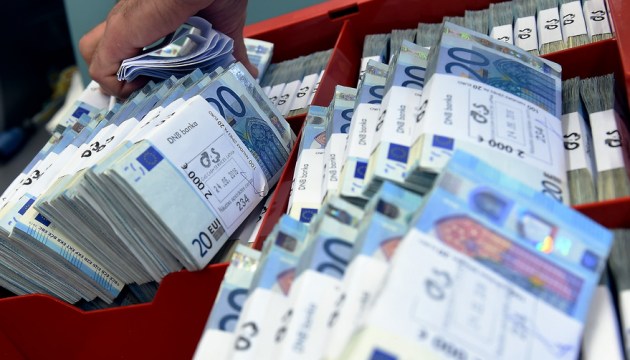 Банки грозят государству судами