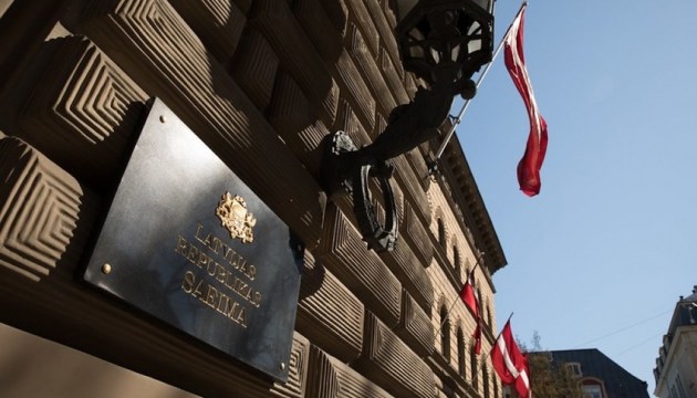 �������� ������������ ���� �� ���������� ���������� ����������� �����������