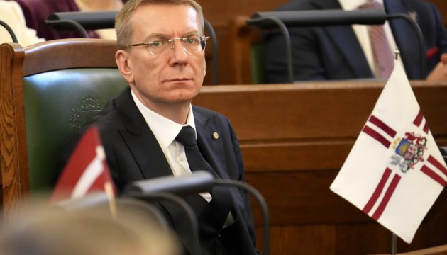 ��������������� ��������� ��������� � ������� � �������� ��� ���� �������������� �������� � ����