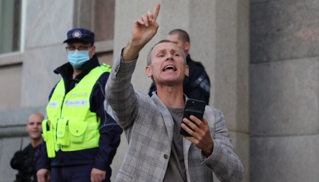 Гобземс вернулся в политику и тут же получил намек