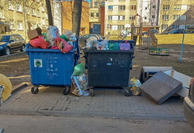Валерий Кононов: «Не заставляйте одиноких пенсионеров платить за вывоз чужих старых диванов»
