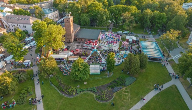 ������� ���, �������, �����, ������������ ��� ��� �������� ��� ������