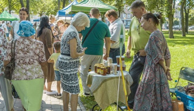 Ремесленников и домашних производителей призывают подавать заявку на участие в ярмарке Лиго