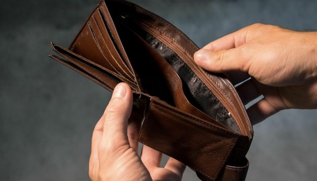 Никаких поблажек! Судебные исполнители смогут взимать до 50% от минималки также с пенсионеров и инвалидов