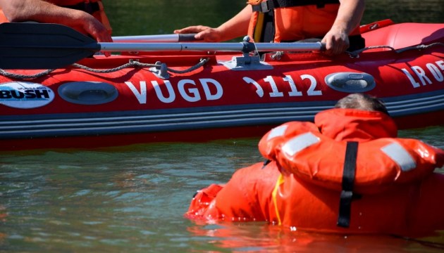 � ����� � �������������� ���� ������ �������