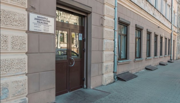 В стоматологической поликлинике осенью приступят к работе два молодых специалиста