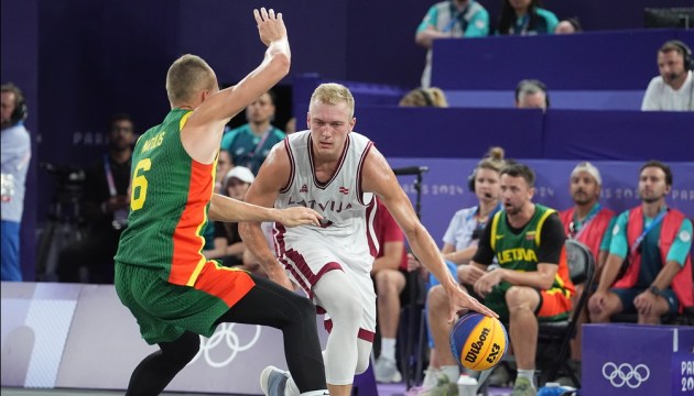 ������� ������ �� ���������� 3�3 �� ������ ��������� ����� � ������ ���������