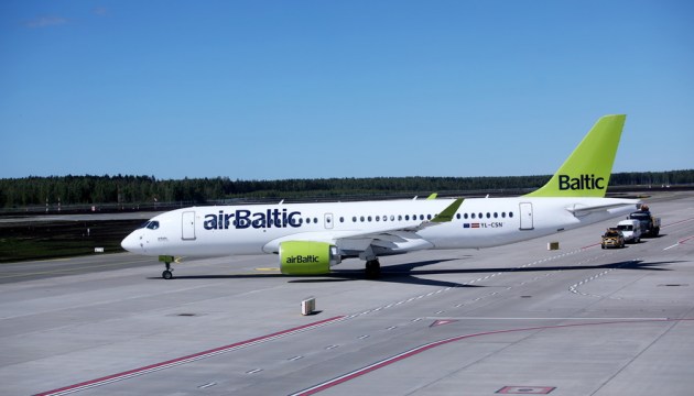 airBaltic отменяет рейсы в Тель-Авив до 11 августа