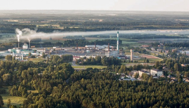 ������� �������� � �������� ����� �� 700 ��� ����