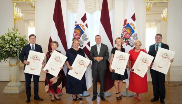 ����� � �������� ����������� �������� ������� ����� ���������