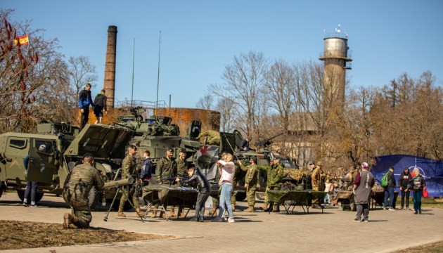 Namejs 2024: в городах Латгалии пройдут выставки военной техники