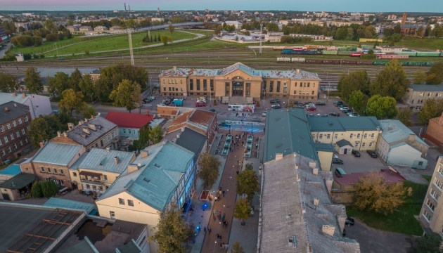 В городе планируется закрыть игровые залы. Жителей просят высказаться