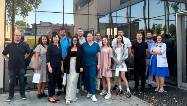 � ������������ �������� � 14 ����� ������-����������